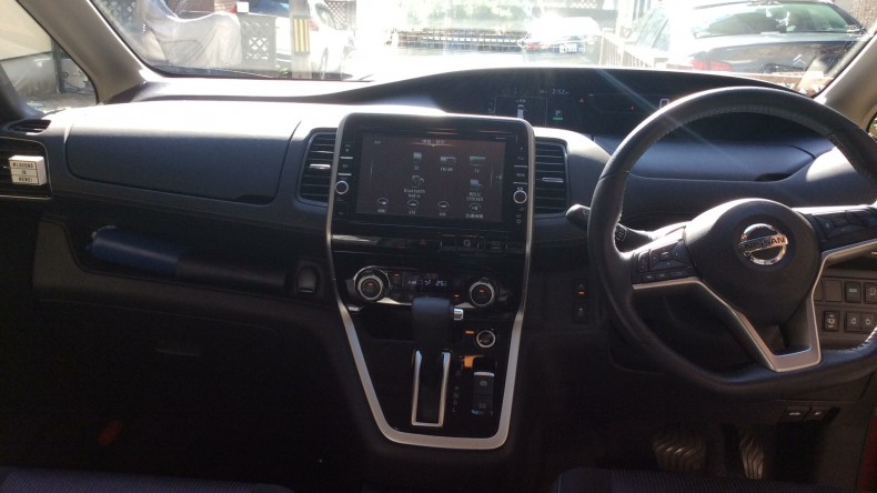 内装インパネ全体