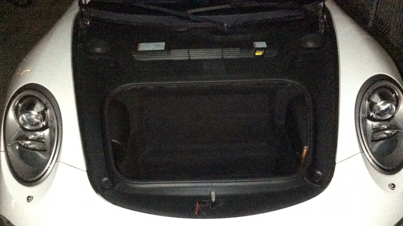 内装トランク