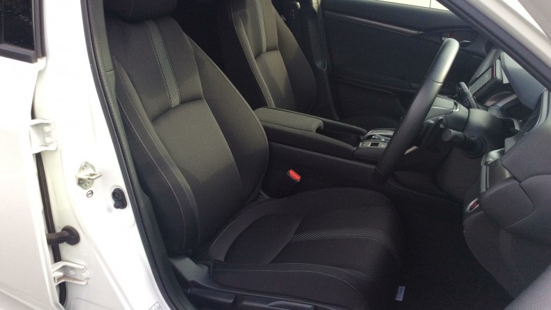 内装前方シート