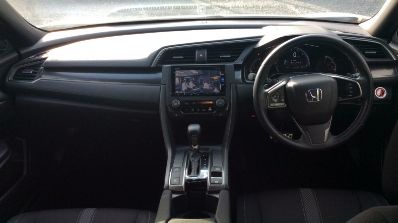 内装インパネ全体