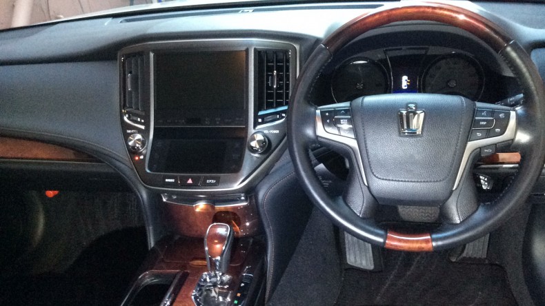 内装インパネ全体