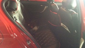 内装後方シート