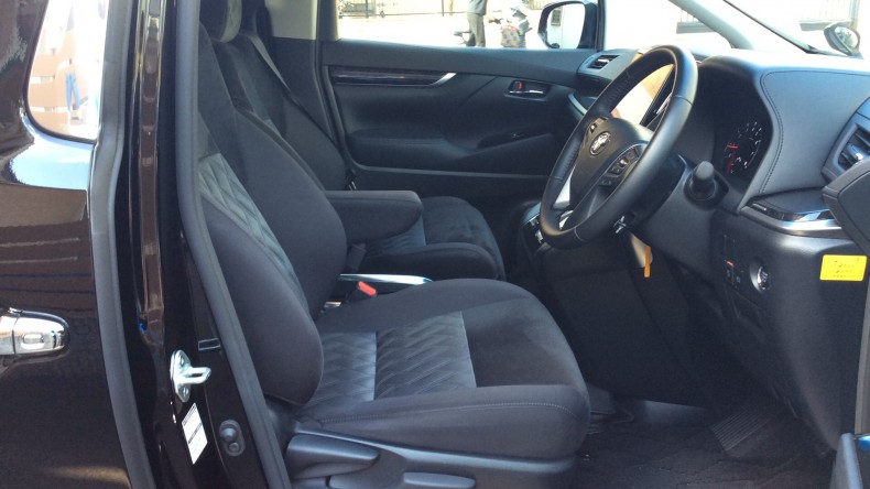 内装前方シート