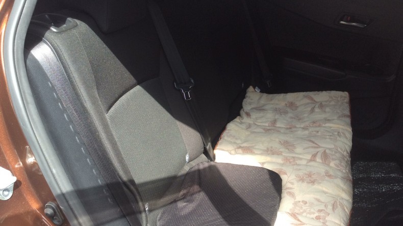 内装後方シート