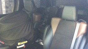 内装後方シート