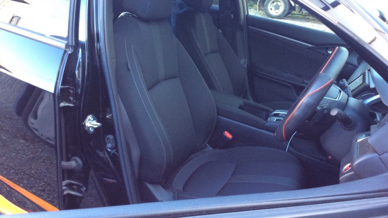 内装前方シート