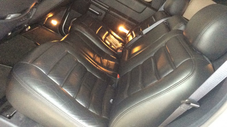 内装後方シート