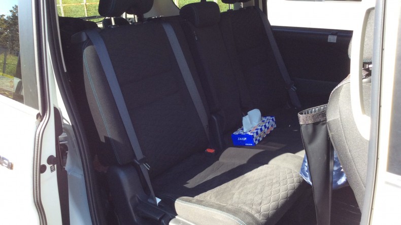 内装後方シート