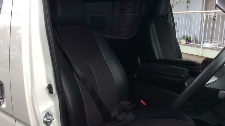 内装前方シート