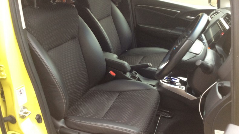 内装前方シート