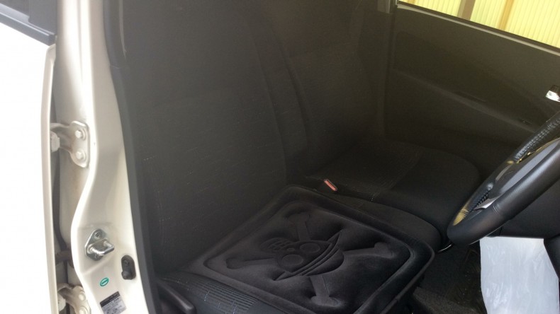 内装前方シート