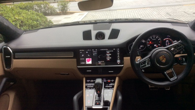 内装インパネ全体