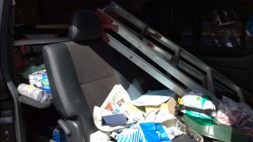 内装後方シート