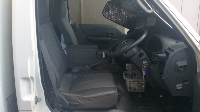 内装前方シート