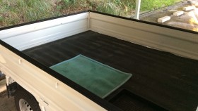 内装後方シート