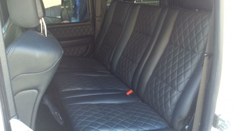 内装後方シート