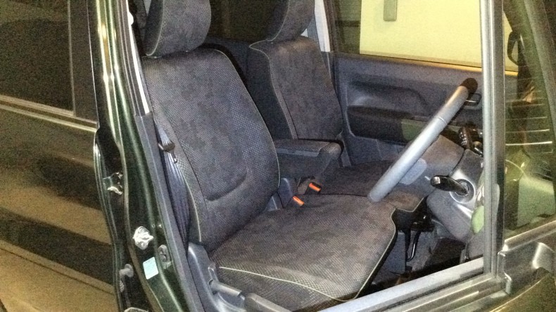 内装前方シート