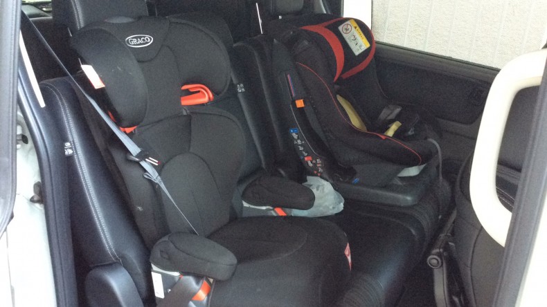 内装後方シート