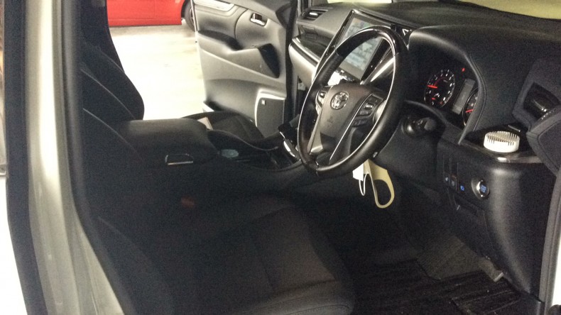 内装前方シート