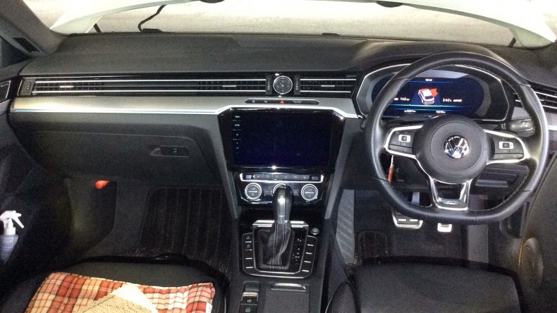 内装インパネ全体