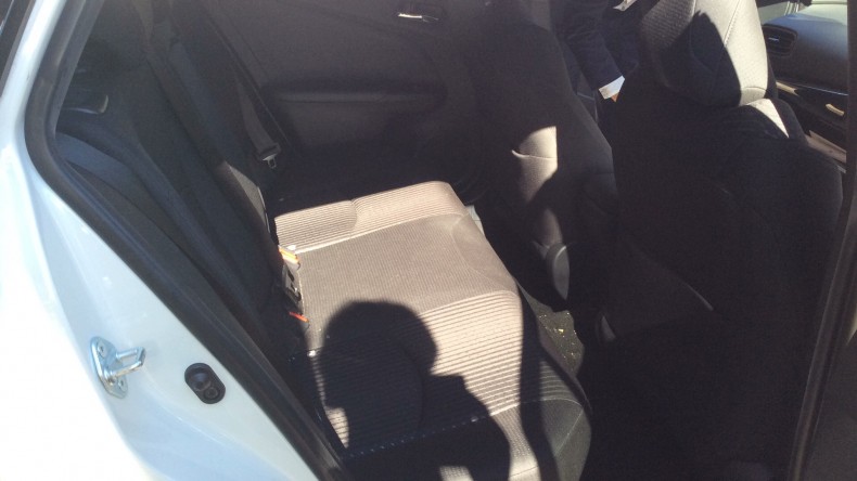 内装後方シート