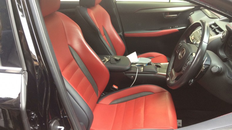 内装前方シート