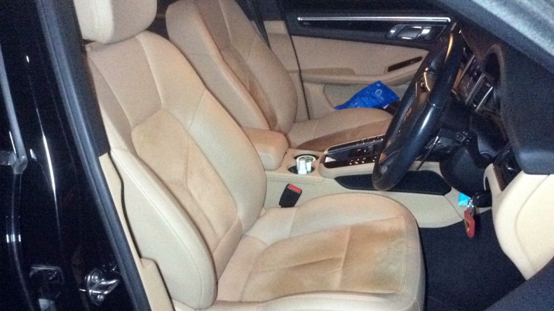 内装前方シート