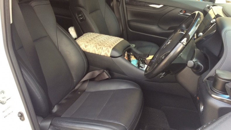 内装前方シート