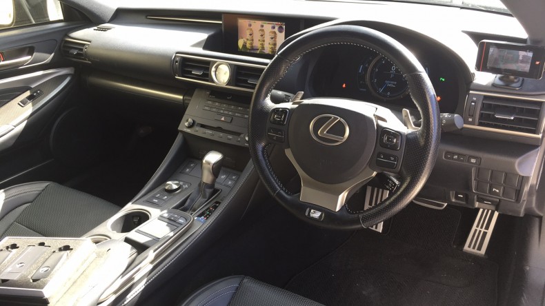 内装インパネ全体