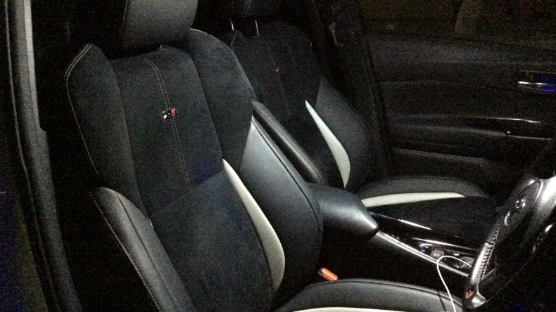 内装前方シート