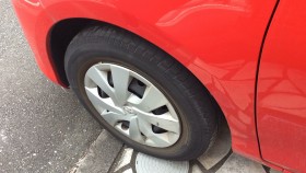 タイヤホイール前