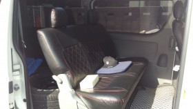 内装後方シート