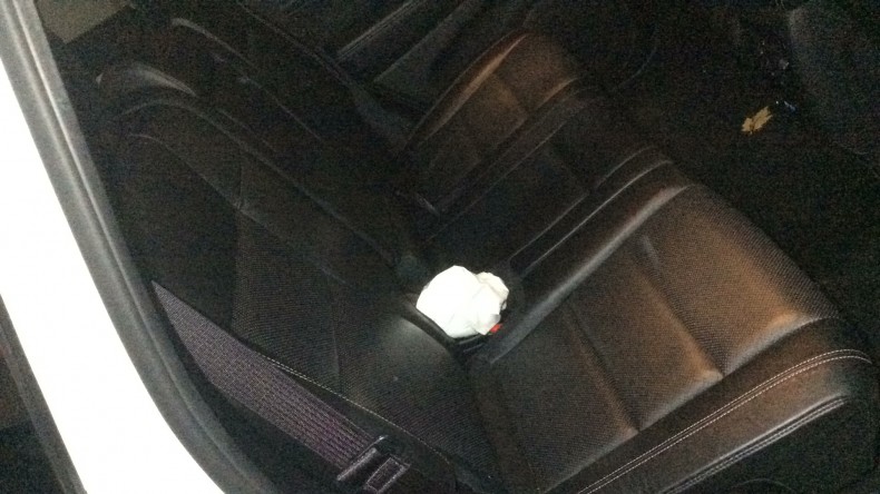 内装後方シート