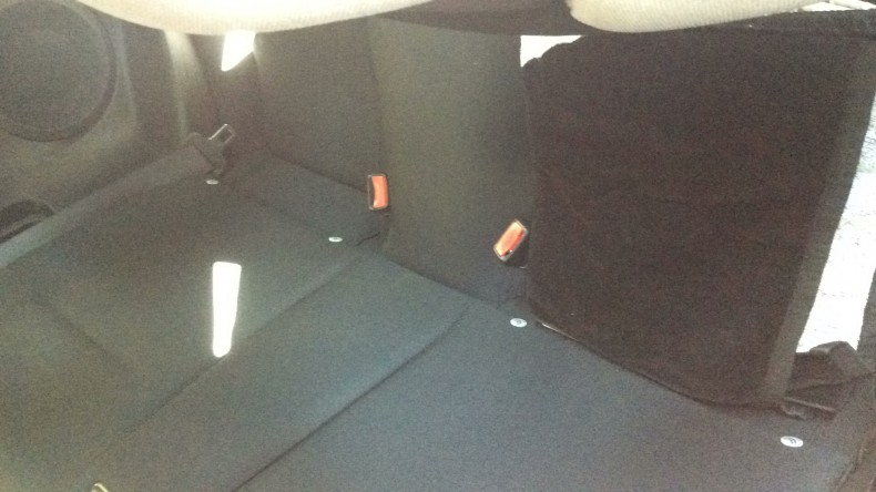 内装後方シート