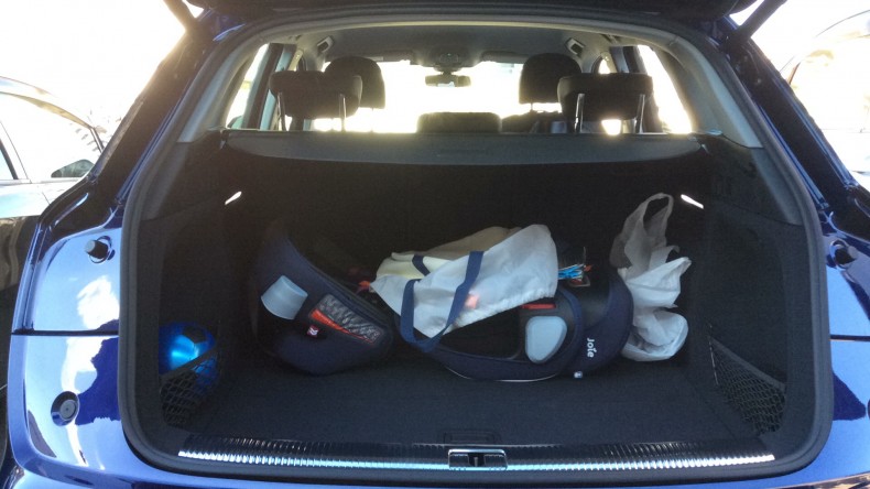 内装トランク