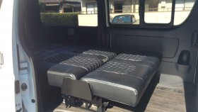 内装後方シート