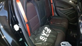 内装後方シート