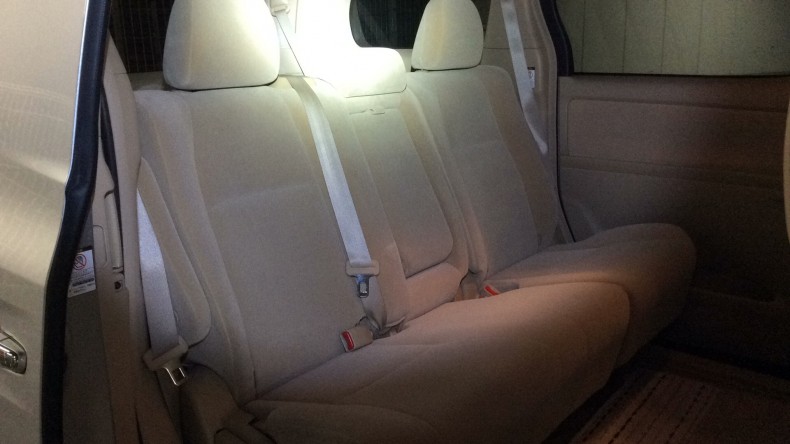 内装後方シート