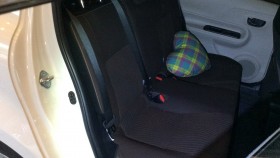 内装後方シート