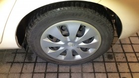 タイヤホイール前