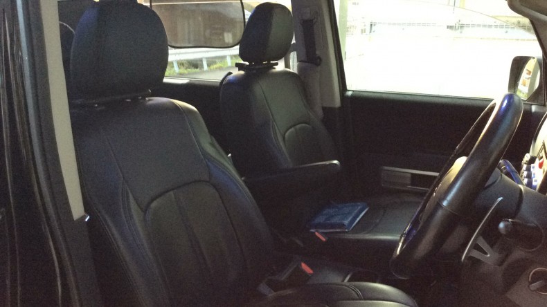 内装前方シート