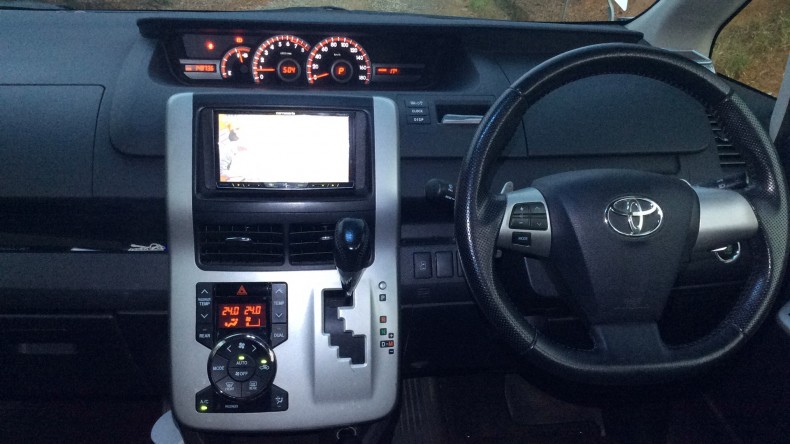 内装インパネ全体