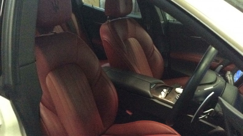 内装前方シート