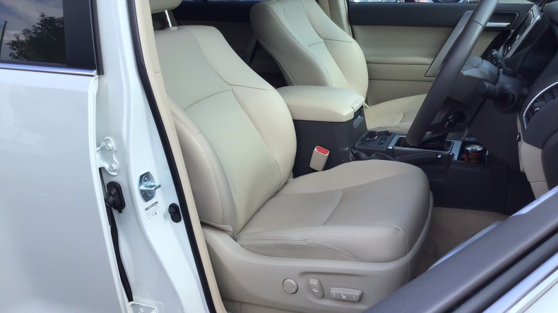 内装前方シート