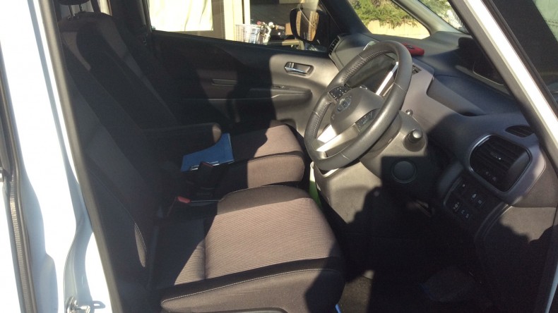 内装前方シート