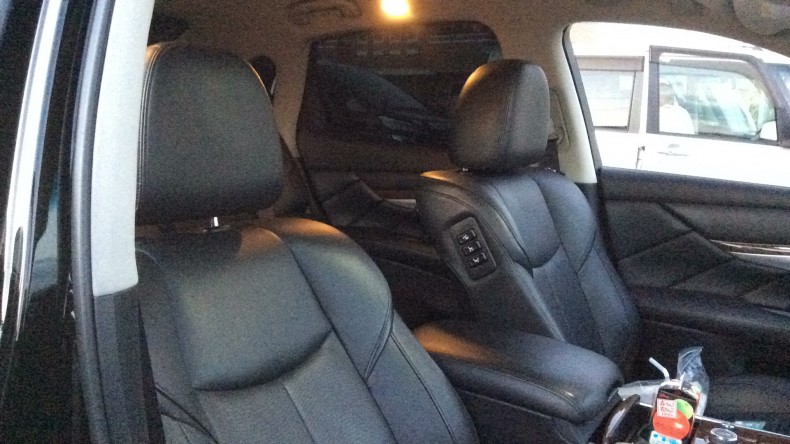 内装前方シート