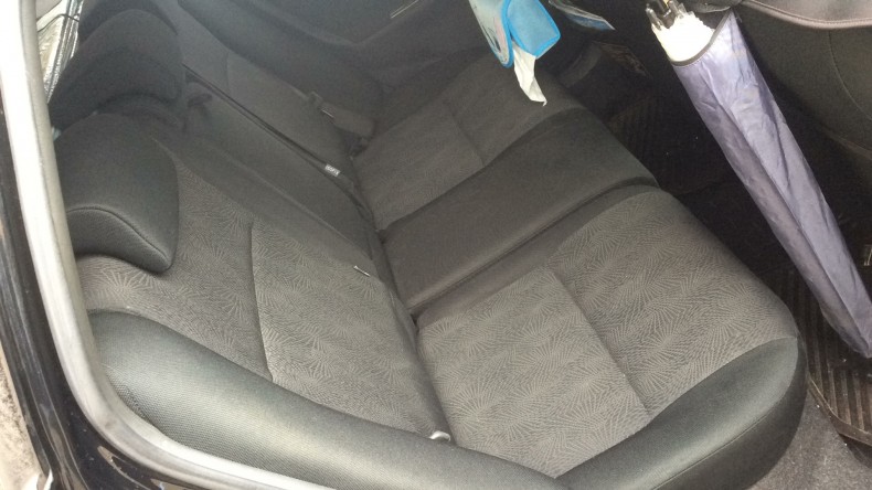 内装後方シート