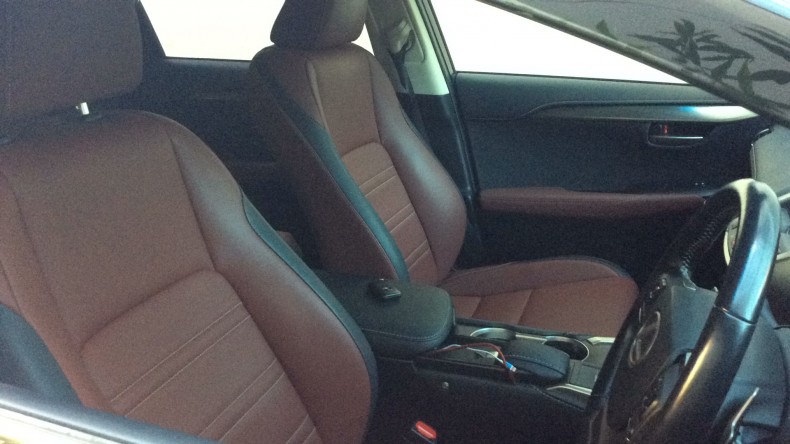 内装前方シート