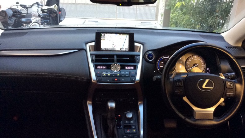 内装インパネ全体