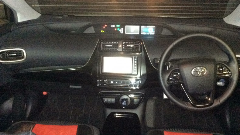 内装インパネ全体